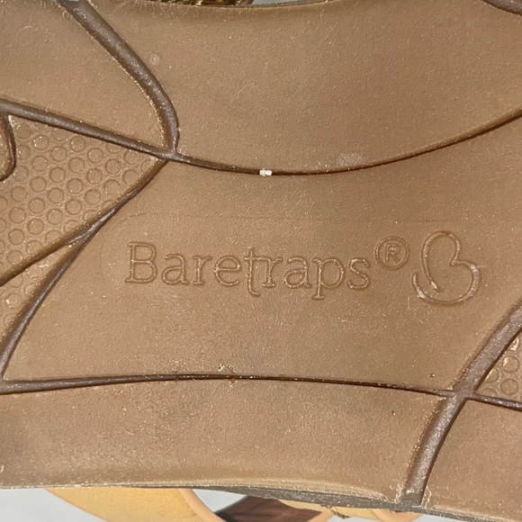 Baretraps Cassy Camel Strappy Slides. Vegan leather, size 8M GUC - Picture 9 of 9
